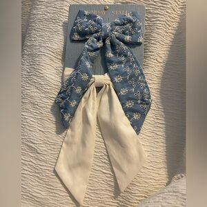 Hair bows by Sunday state NWOT!